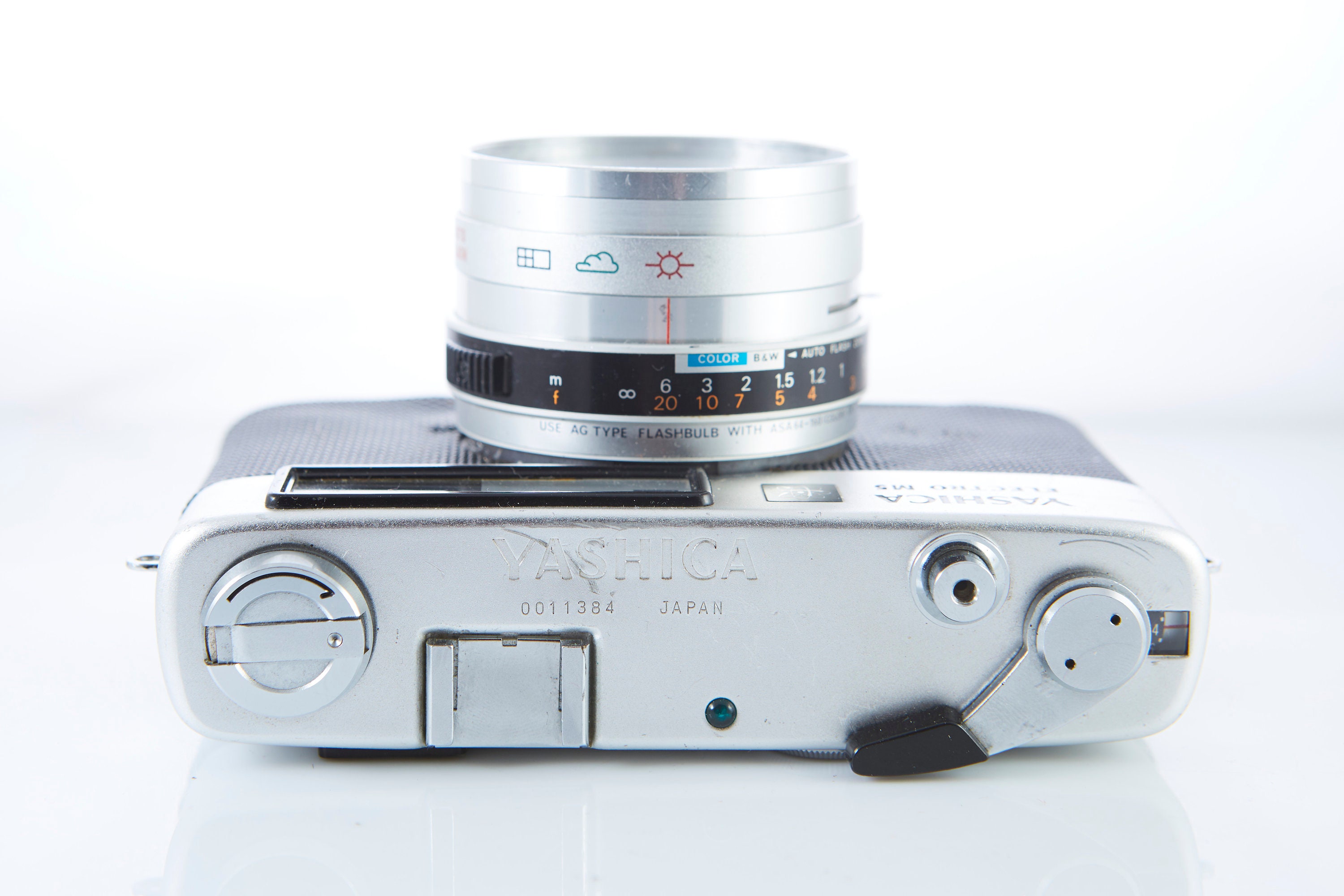 Yashica Electro M5 Film Camera: Vintage Home Decor (not Working