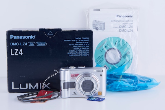 Panasonic Lumix DMC-LZ4 Compact Digital Camera. Vintage Panasonic Lumix DMC-LZ4 Compact Digital Camera. Vintage