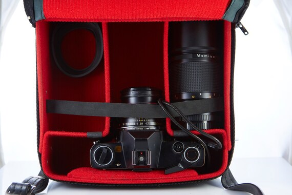マミヤ NC1000s 一眼レフフィルムカメラ（50mmと200mmレンズ付き