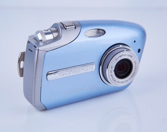 Olympus Mju mini DIGITAL S 5MP 2X Zoom  Compact Digital Camera. Vintage Digital Camera. Working Digital Camera. Tested. Boxed. Rare.