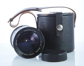 Vintage Lens Vivitar 28mm 1:2.5 Nikon-F Mount lens.