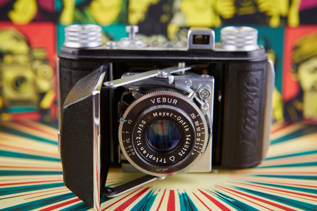 Film Camera Welta Welti 1. Working Film Camera. Lens