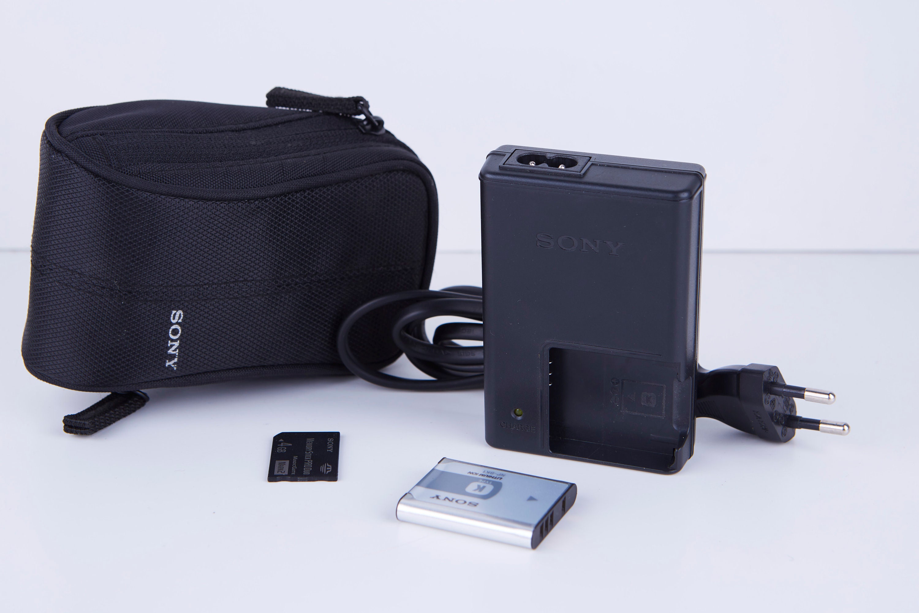 SONY MHS-PM1 未使用品 スナップカメラ　デジカメ Sony MHS-PM1 Digital Camcorder | Vintage Flip Video Camera