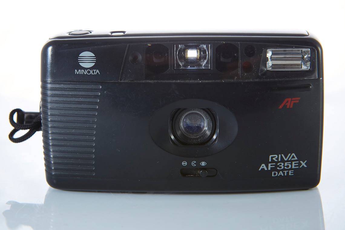 Minolta Riva AF 35 EX: 35mm Point and Shoot Film Camera, foto 2 di 5
