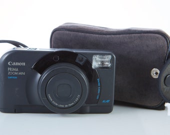 Camera Canon Prima Zoom Mini. Film 
