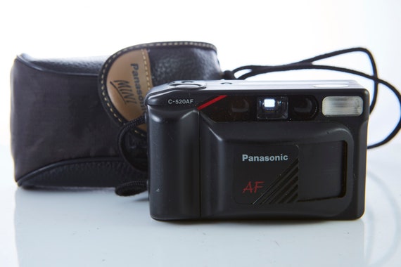 Panasonic C-520AF Film Camera: 35mm Point & Shoot with Case