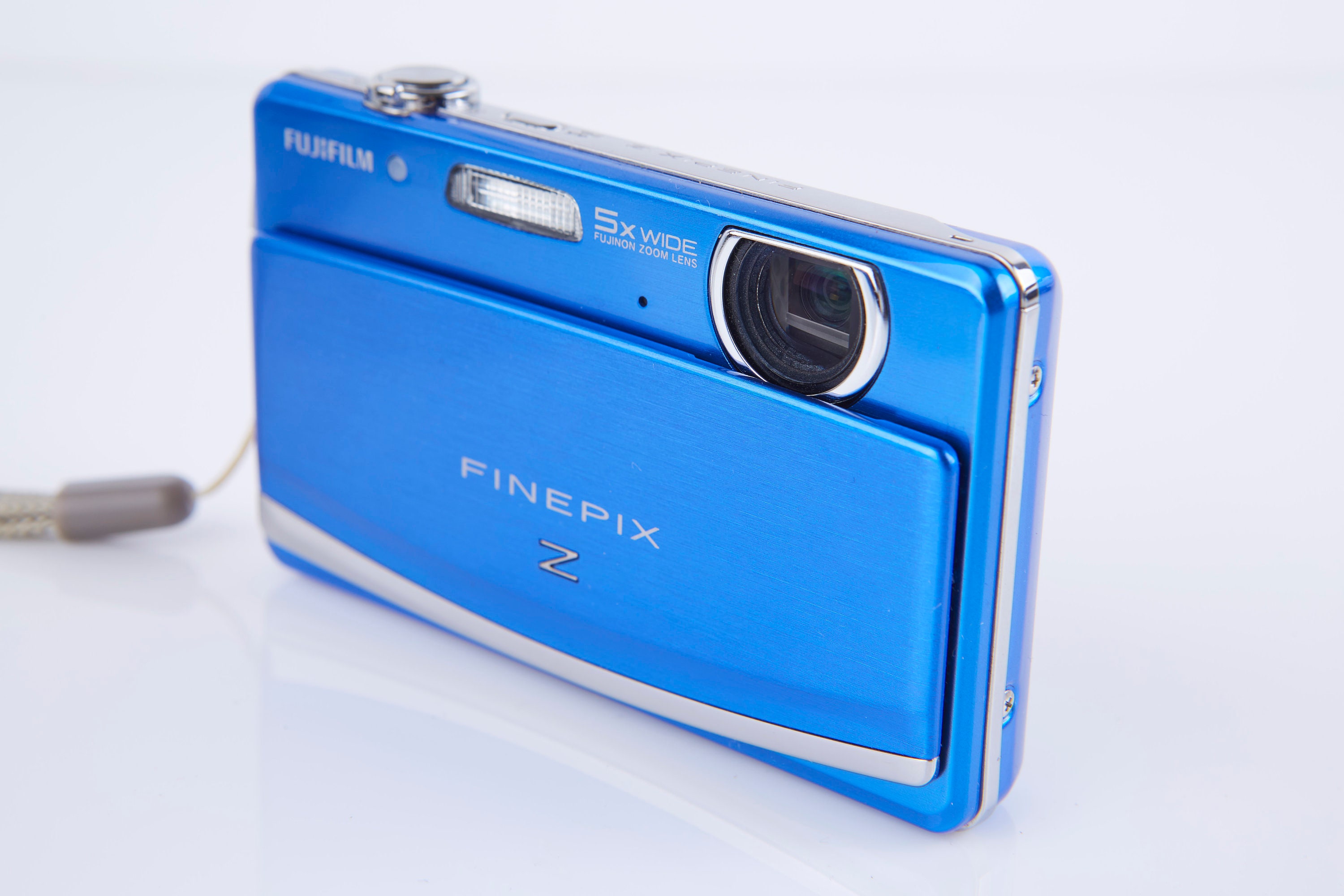 Fujifilm Finepix Z90 Compact Digital Camera. Vintage Digital Fujifilm Finepix Z90 Compact Digital Camera. Vintage Digital