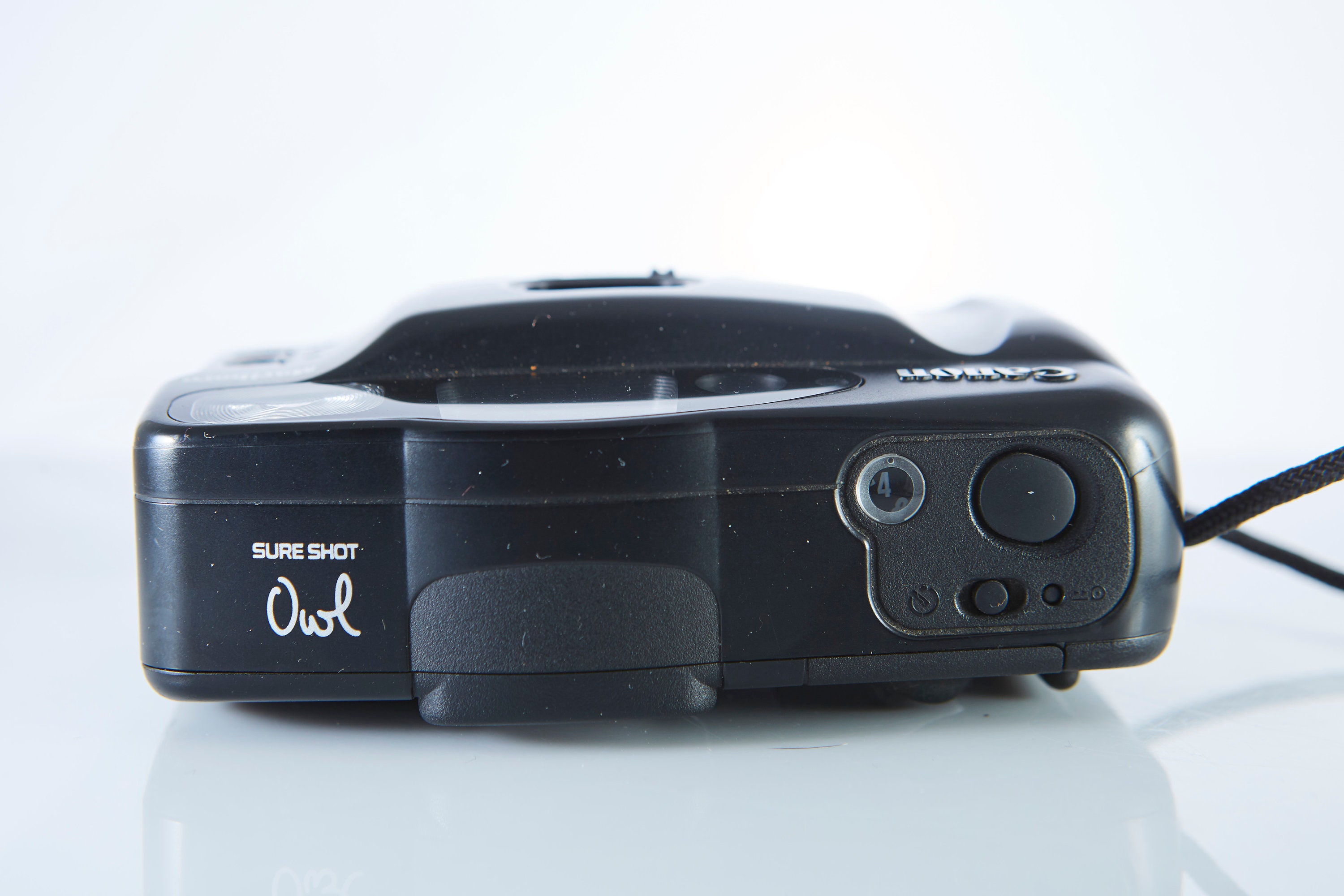 Canon Sure Shot Owl：35mmコンパクトフィルムカメラ - マルボロ