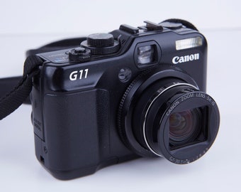 Canon PowerShot G11 10MP 5X Zoom  Compact Digital Camera. Vintage Digital Camera. Working Digital Camera. Tested.