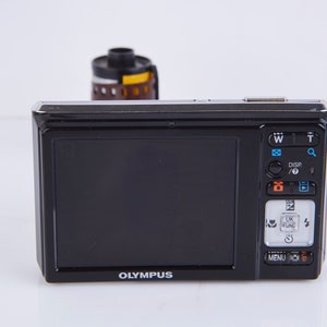 Olympus FE-5020 Compact Digital Camera. Vintage Digital Camera. Working Digital Camera. Tested. image 6