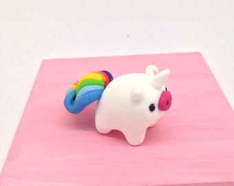 Figurka jednorożca z tęczowej świni z gliny polimerowej: Piggycorn Kawaii Miniatura
