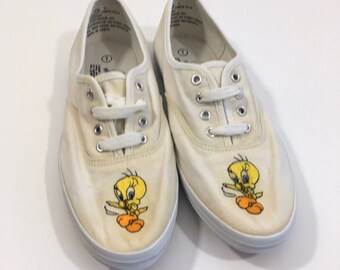 tweety bird tennis shoes