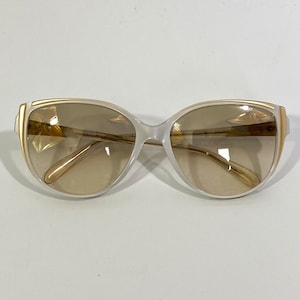 Women’s Vintage 70’s Bausch & Lomb Sunglasses - Vintage Bausch and Lomb Frames - Vintage Glasses Frames - Vintage Sunglasses - 70’s Glasses
