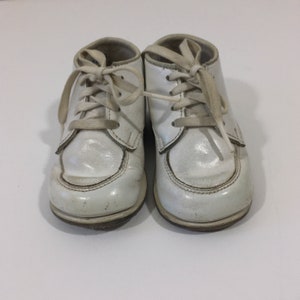 stride rite baby shoes