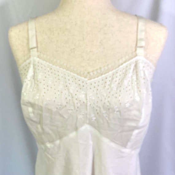 Vintage 50’s Barbizon Zephaires Batiste White Eye… - image 2