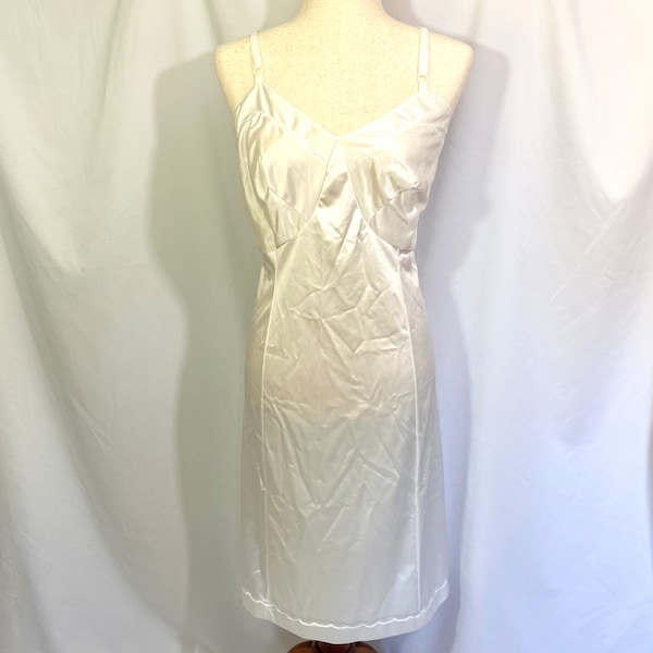 Vintage 80’s Sears White Nylon Slip Size 40 - Large Vintage Slip - Vintage Lingerie - 80’s Slip Dress - Sears Slip - Large Slip