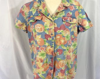 Camicia vintage anni '90 Sag Harbor Sport in chambray con stampa frutta, taglia media.