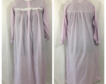 Women’s Vintage Lady Lindsay Nightgown Medium - Vintage Nightgown - Medium Nightgown - Purple Nightgown