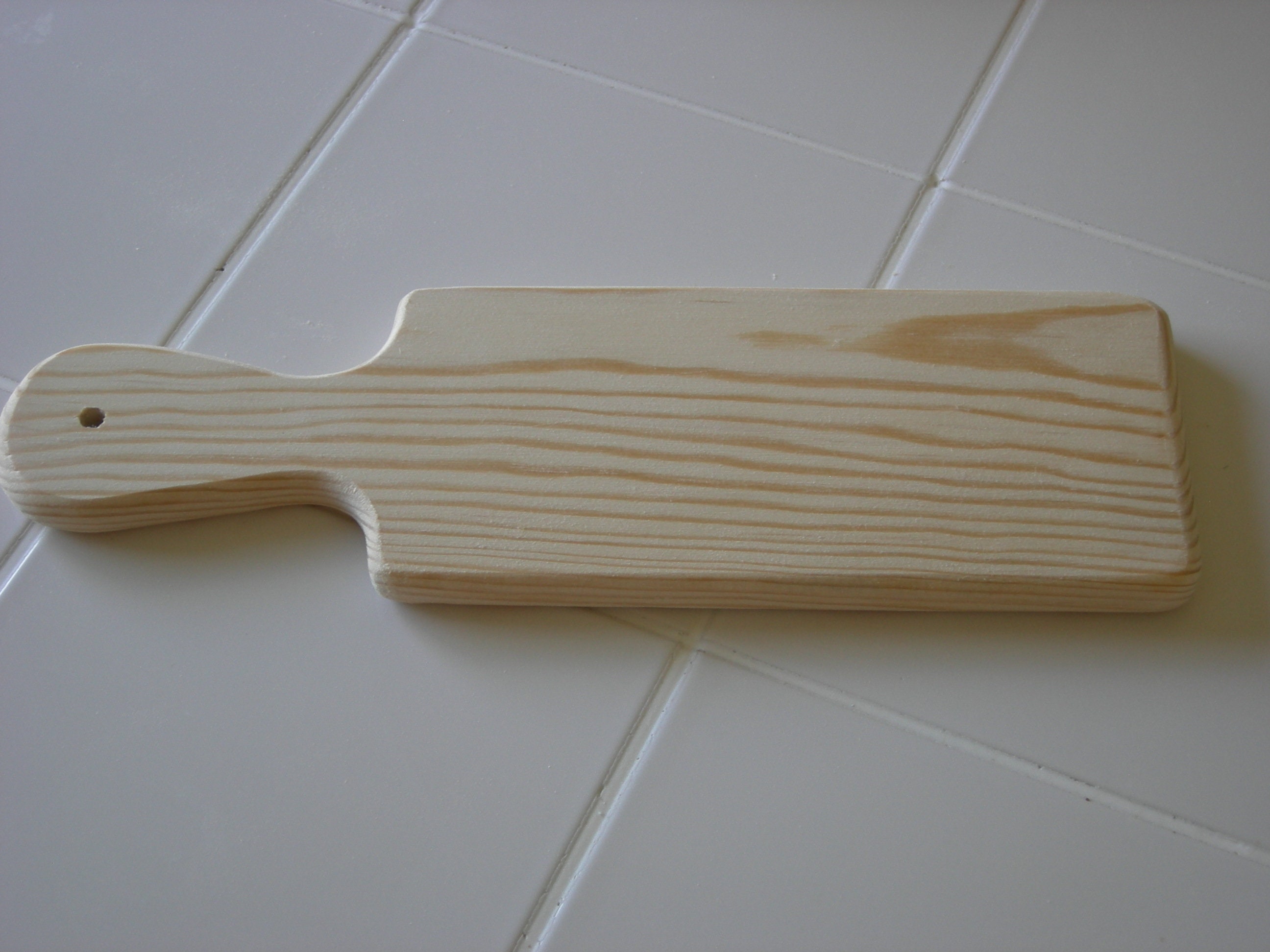 Unfinished Pine Wood Paddle with Rope Cutout Wood Paddle - China Wood Paddle  and Unfinished Paddle price