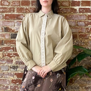 Vintage 1980s Taupe Cotton Balloon Sleeve Button Up Blouse - 80s Antique Style Cottage Core Eyelet Trim Shirt - Size 11 Oversized Fit