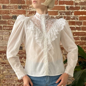 Vintage 70s &#39;Circle T&quot; Victorian Inspired Lace Ruffle Blouse - Made in USA - S/M
