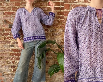 Vintage 1970s Purple Paisley Indian Cotton Gauze Block Print Blouse - 70s Boho Hippie Peasant Blouse - XS Small