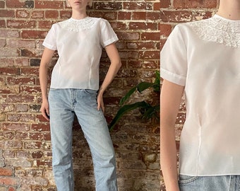 Vintage 1960s White Nylon Button Back Blouse - 60s Does 40s Semi Sheer Short Sleeve Blouse - Cuffed Sleeve - Lace Trim - S/M