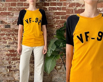 Vintage 50s Fighter Squadron Black & Yellow Athletic Raglan Durene Jersey - Southern - XS 17" x 26"