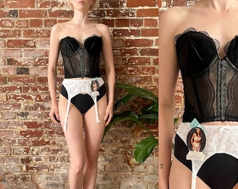 Vintage 90s Deadstock Felina White Eyelet Garter Belt - Small, max 27 Waist