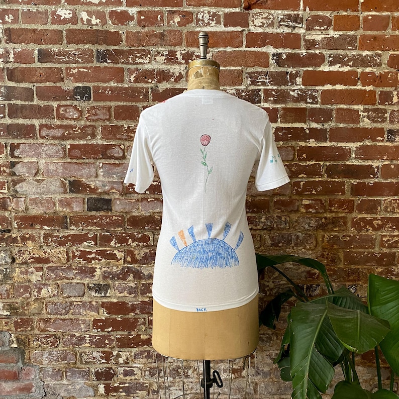 Vintage 80-tals Annes handritade senior-T-shirt - Enkelsöm - XSmall/Liten 40 x 61 cm bild 4