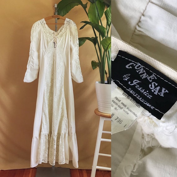 Vintage 1969 Gunne Sax Cotton & Lace Renaissance D