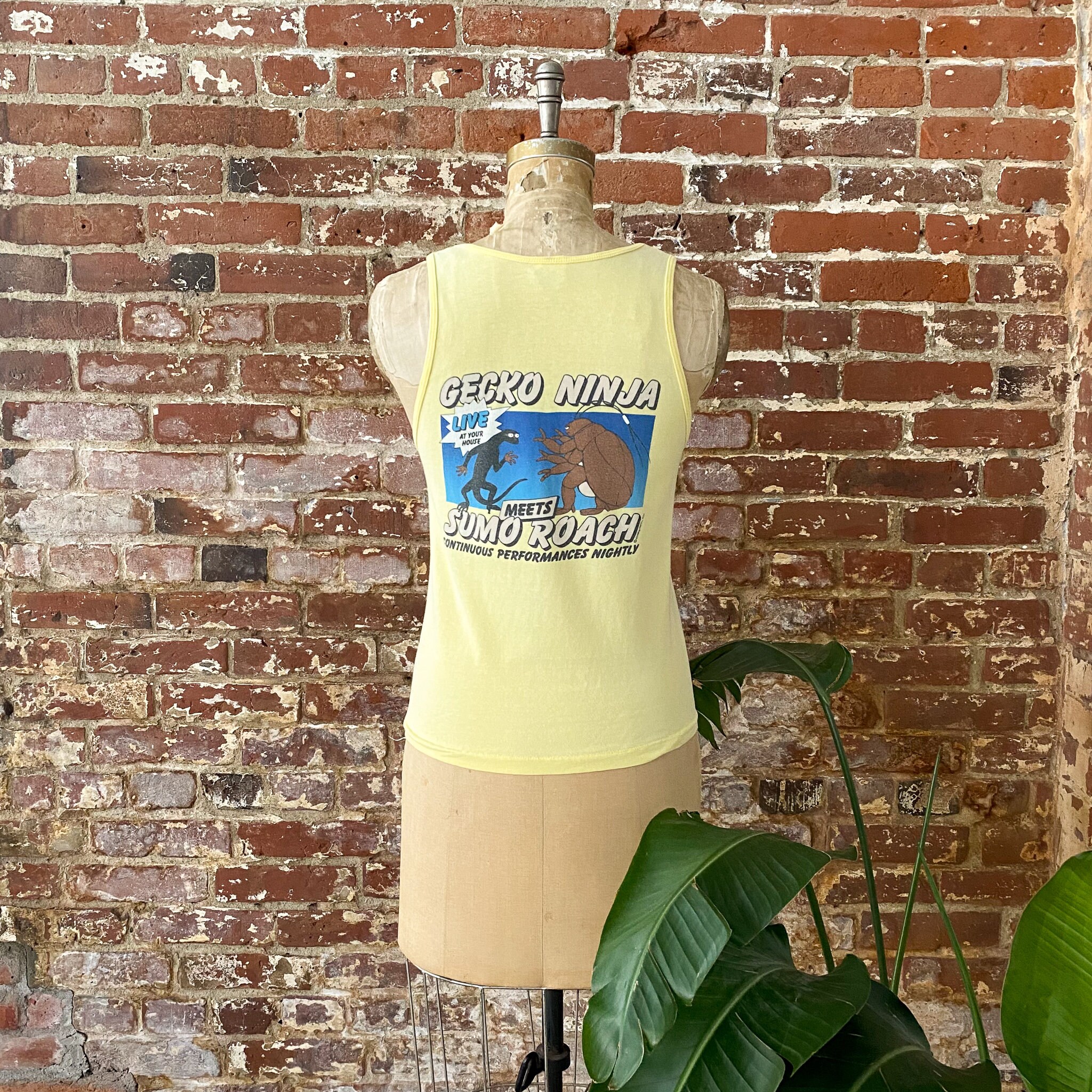Vintage 1980s Gecko Ninja Meets Sumo Roach Crazy Shirts