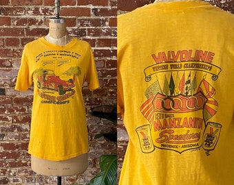 T-shirt 10e anniversaire des championnats du monde de l'Ouest Manzanita Speedway 1978 - T-shirt de course à couture simple délicatement frotté - Petite taille