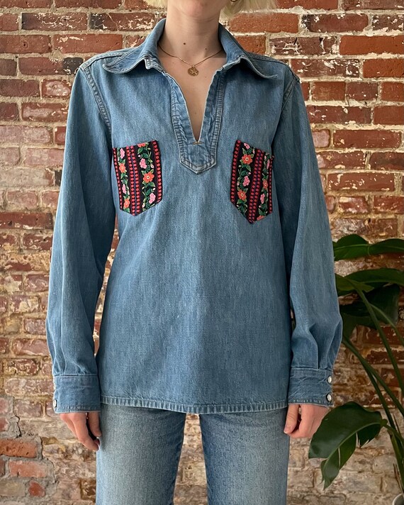 Vintage 1970s Denim Pullover Folk Shirt - 70s Med… - image 2