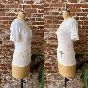 Vintage 80-tals Annes handritade senior-T-shirt - Enkelsöm - XSmall/Liten 40 x 61 cm bild 3