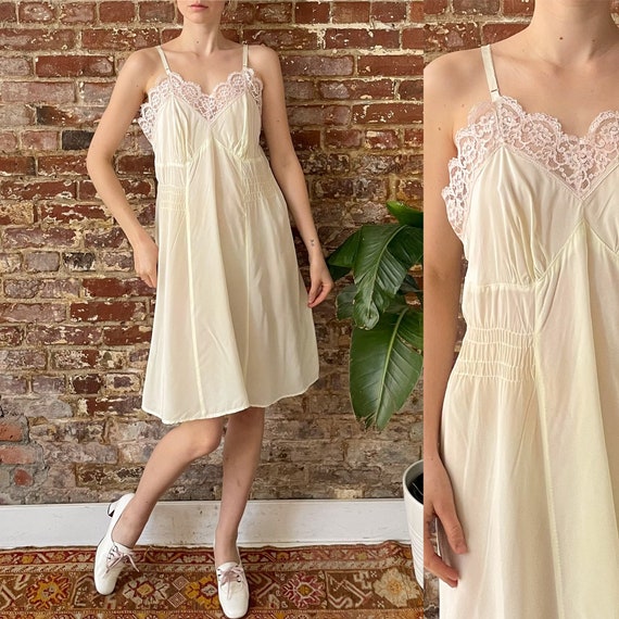 Vintage 1940s 1950s Rayon Slip With Lace Trim - B… - image 1