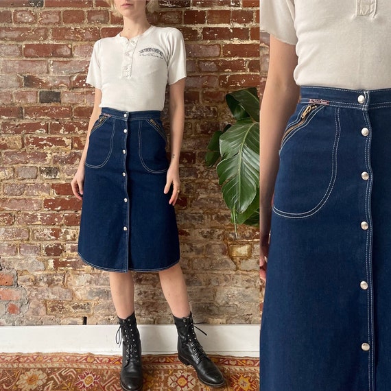 Vintage 1970s Dark Wash Denim Jean Skirt Vintage 1970s Dark Wash Denim Jean Skirt
