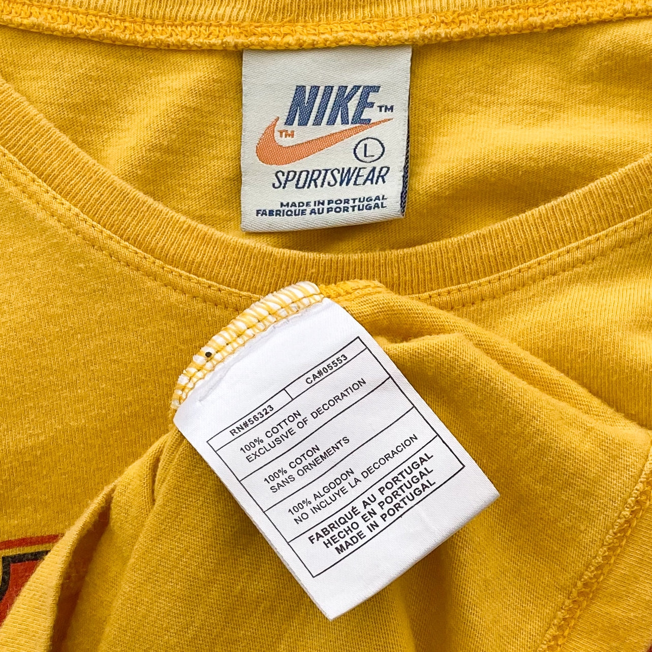 Vintage 2003 Nike Cascade Run off T-shirt - 80s Reprint Nike Vintage 2003 Nike Cascade Run off T-shirt - 80s Reprint Nike