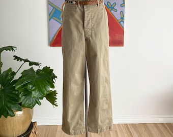 パンツ 60s US ARMY Khaki Trousers W30 60s US ARMY KHAKI TROUSERS Size W34L31→W33L29 |