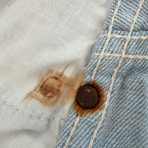 Jeans Wrangler vintage de los años 60 con etiqueta de cuerda, corte pitillo, piel sanforizada, tiro alto, pierna cónica, talla pequeña: 66 cm de cintura, 99 cm de cadera. imagen 11