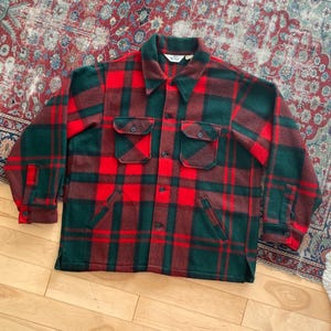 ON HOLD Vintage 1980s Woolrich Shadow Plaid Wool Mackinaw Jacket - 80s Woolrich Red Green Black Plaid Wool Shacket - Men&#39;s XL 26&quot; Chest