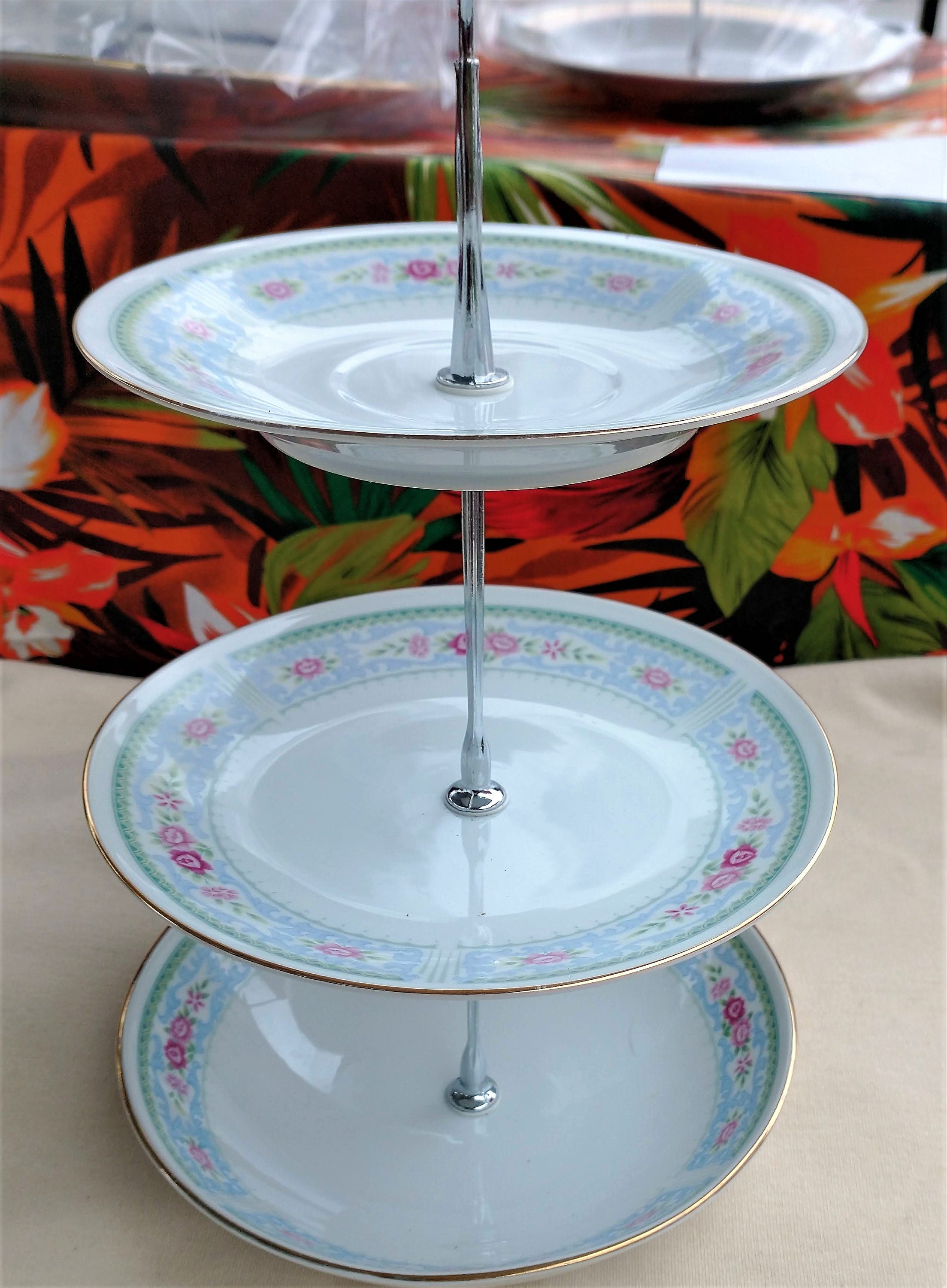 3 gestufte Porzellan Vitrinenständer 15 7017 Sweet | Etsy