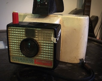 Vintage Polaroid Land Camera – Swinger Model 20 – 1960s Instant Camera Display Piece – Free Shipping