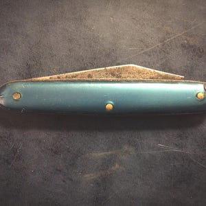 Vintage Unsigned Blue Pen Knife Single Blade Pocket Knife - Free U.S. Shipping