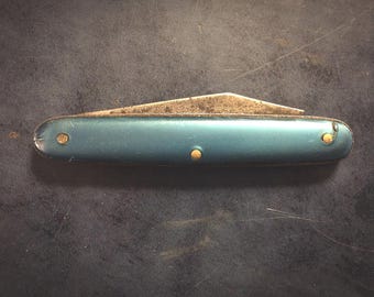 Vintage Unsigned Blue Pen Knife Single Blade Pocket Knife - Free U.S. Shipping