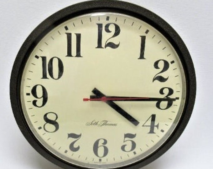 Vintage Seth Thomas School House Clock, Brown Hard Round Plastic Case W