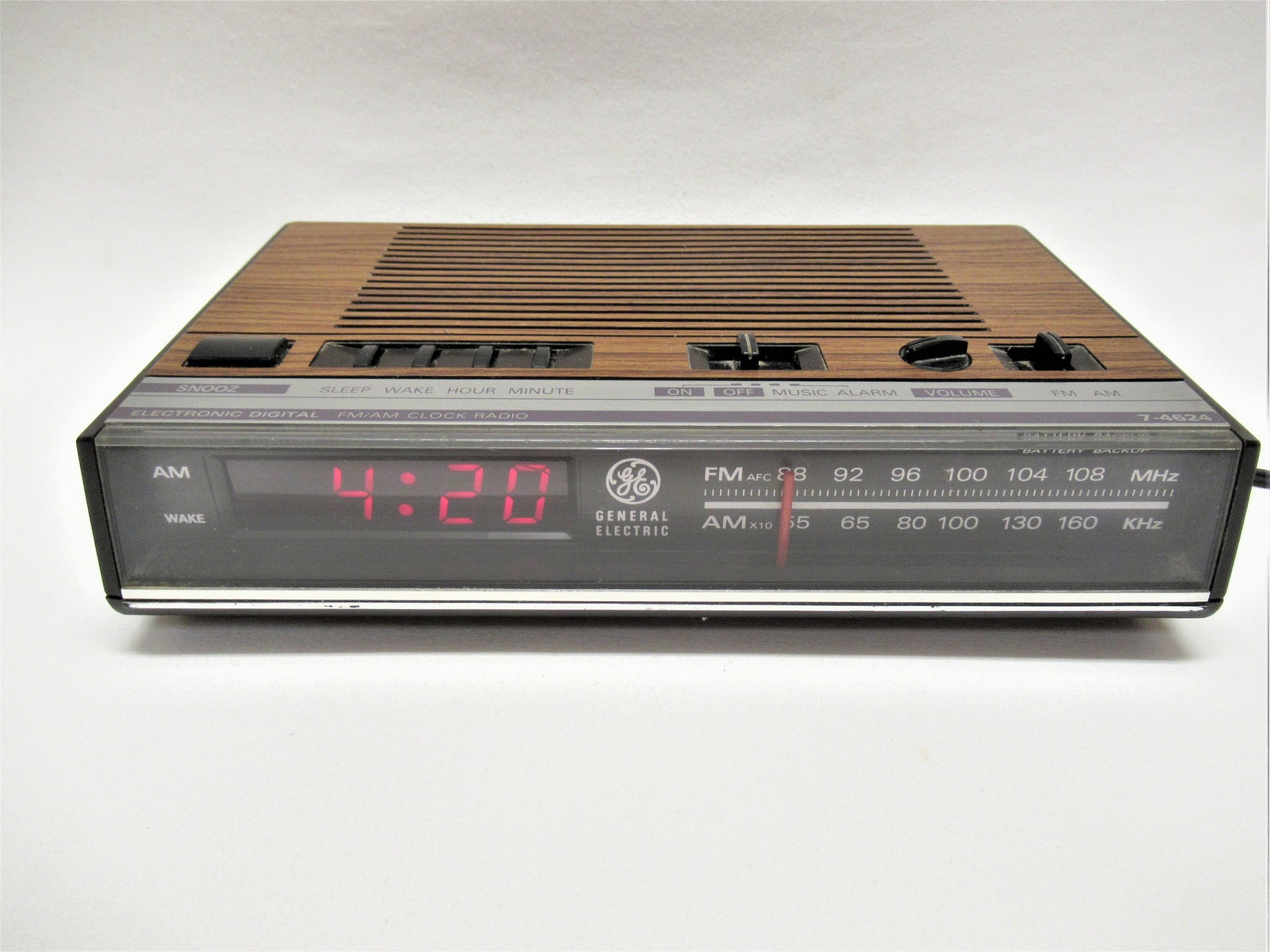 Vintage General Electric AM/FM Clock Radio Desk Table Top Etsy