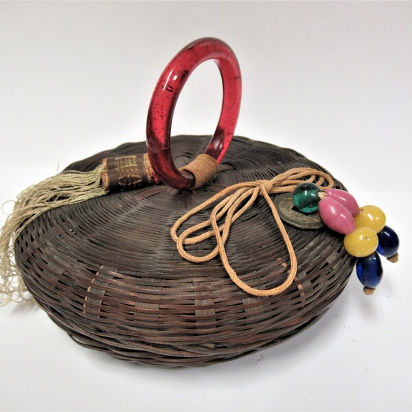 Vintage Small Asian Sewing Basket, Childs Wicker Keepsake Box with Lid, Has Chinese Coin, Charms, Glass Beads & Glass Ring Handle, 1.5" tall