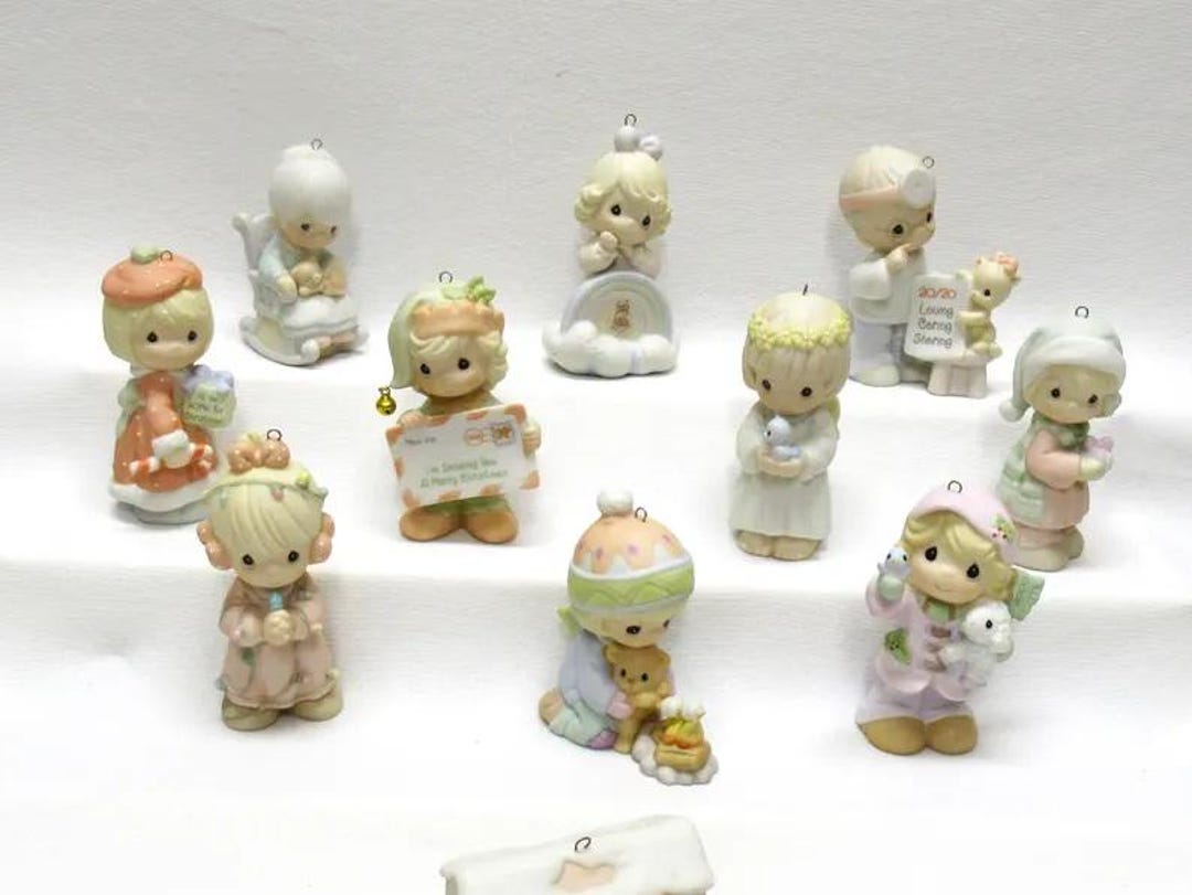 Vintage 11 Pc Precious Moments Kids Ornaments, Pastel Colors Christmas