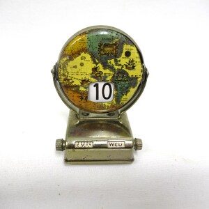 Vintage Old World Flip Perpetual Desk Calendar w/2 Rolling Knobs for Month and Day, Mid Century Made Japan  3" tall
